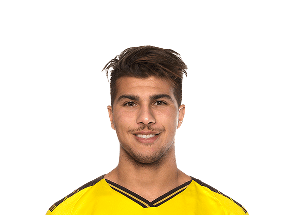 Zinédine Machach